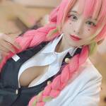 セクシーな鬼滅の刃コスプレを披露【羽生ゆかさん/2020年12月19日】