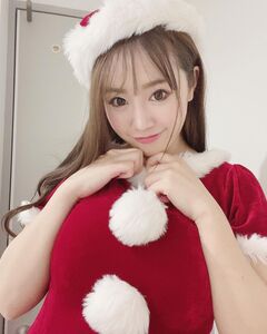 サンタコスプレ姿を披露【愛場れいらさん/2020年12月14日】