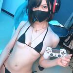 「ゲーム×裏垢女子」セクシーなビキニショットを公開【ぽにょ皇子さん／2021年1月16日】