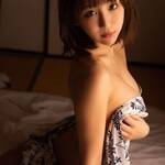 はだけた浴衣姿のセクシーショットを公開【日向葵衣さん/2021年1月17日】