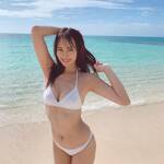 「宮古島 最高の時間でした」セクシーなビキニショットを公開【霧島聖子さん/2021年1月20日】