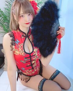 セクシーなチャイナ服姿を披露【羽生ゆかさん/2021年1月22日】