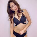 「ダイエットは明日から!!」セクシーなビキニショットを公開【中村エリカさん/2021年1月31日】