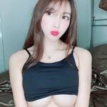 「今年も目標に向かって頑張れそうです!!」セクシーな下乳ショットを公開【森咲智美さん/2021年1月14日】