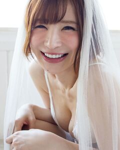 『週刊プレイボーイ』での初ウエディング衣装姿解禁を報告【手島優さん／2021年2月1日】