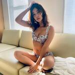 「ヘルシーなグラビアやりたいんだなぁ。」セクシーショットを公開【江藤菜摘さん/2021年2月5日】