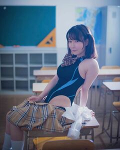 「わびさび」スクール水着ショットを公開【雨宮留菜さん/2021年2月12日】