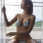 「今週寒いから体調にお気をつけてっ」新作DVDオフショットを公開【日向葵衣さん/2021年3月8日】
