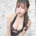 セクシービキニショットでファンを魅了【日比野友香さん／2021年3月31日】