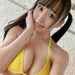 「なんか照れる~(ᐡ⸝⸝- -⸝⸝ᐡ)」セクシービキニ姿でデジタル写真集をPR【柳川みあさん/2021年3月31日】