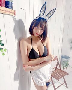 「また新しく頑張りましょうねん」バニービキニ姿でファンを魅了【緒方咲さん／2021年4月1日】