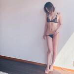 「お気に入りのカットです♡」『週刊プレイボーイ』での撮影ショットを公開【寒川綾奈さん/2021年5月12日】