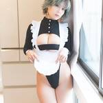 「腰回りのむちむち感」「可愛い」セクシーメイドコスプレ姿を披露【七瀬さくらさん/2021年7月19日】