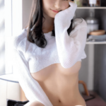 「いつものように美しい」「素晴らしい」セクシー”下乳”ショットにファン歓喜【栗田恵美（くりえみ）さん／2022年4月16日】