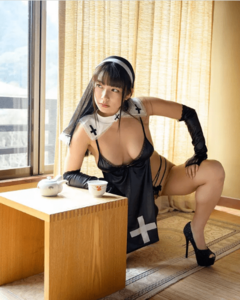 「それってーとおめぇさん慈悲の心っつーもんはねぇのけぇ?」修道女コスプレ姿でファンを魅了【春野恵さん/2022年4月24日】