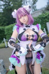 宮本彩希、紫の華麗なチャイナ風コスプレで「ハッピーハロウィン」
