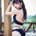 dela今田希、「色々くい込んでる」セクシーなバックショットを公開!黒ビキニ姿でファンを魅了