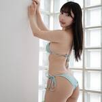 七海まり、爽やかミントブルービキニ姿で今週の目標を宣言! 「おはようございます」とファンを激励