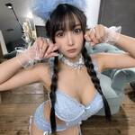 赤羽もも、青のモフモフ猫耳ランジェリー姿でファンに問いかけ！「ちゃんと飼い慣らして？」に熱狂