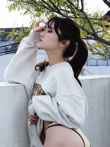 田島怜華、横顔とヒップラインを強調したセクシーショットを公開！「横顔フェチさん集まれー💕」にファン熱狂