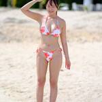 「眩しいでっっ」 るか、ミスSPA!2025グランプリが魅せる“純度100%の白肌”と華やか赤花ビキニ姿！