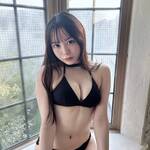 「もう大人だよ」 浜辺ゆりな、漆黒の至高ビキニで魅せる、圧倒的な透明感と「究極の等身大美」の衝撃！