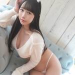 「白うさぎ捕まえてくれる…?」 宇佐美りな、純白ニット×バニーで魅せる、圧倒的な透明感と「至近距離の誘惑」の衝撃!