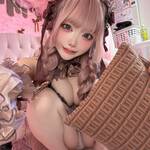 「えちかわすぎるチョコの妖精」 水羽えと、甘美なブラウンフリル×至高の密着ショットで魅せる、圧倒的な透明感と「究極の接近戦」の衝撃!