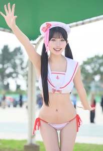 「今日はいおのことすきなひと〜！✋」 五百木いお、純白×赤のマリンビキニで魅せる、圧倒的な透明感と「究極のウエスト美」の衝撃！