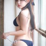 「おはみゆ🔆」 大園みゆう、紺碧の至高ビキニで魅せる、圧倒的な透明感と「究極のバックショット」の衝撃！